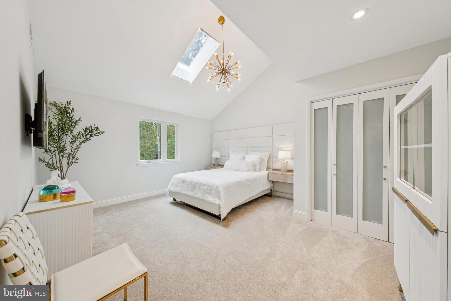 11000 OAKTON WOODS WAY, OAKTON, Virginia 22124, 4 Bedrooms Bedrooms, ,3 BathroomsBathrooms,Residential,For sale,11000 OAKTON WOODS WAY,VAFX2276392 MLS # VAFX2276392 11000 OAKTON WOODS WAY, OAKTON, Virginia 22124, 4 Bedrooms Bedrooms, ,3 BathroomsBathrooms,Residential,For sale,11000 OAKTON WOODS WAY,VAFX2276392 MLS # VAFX2276392