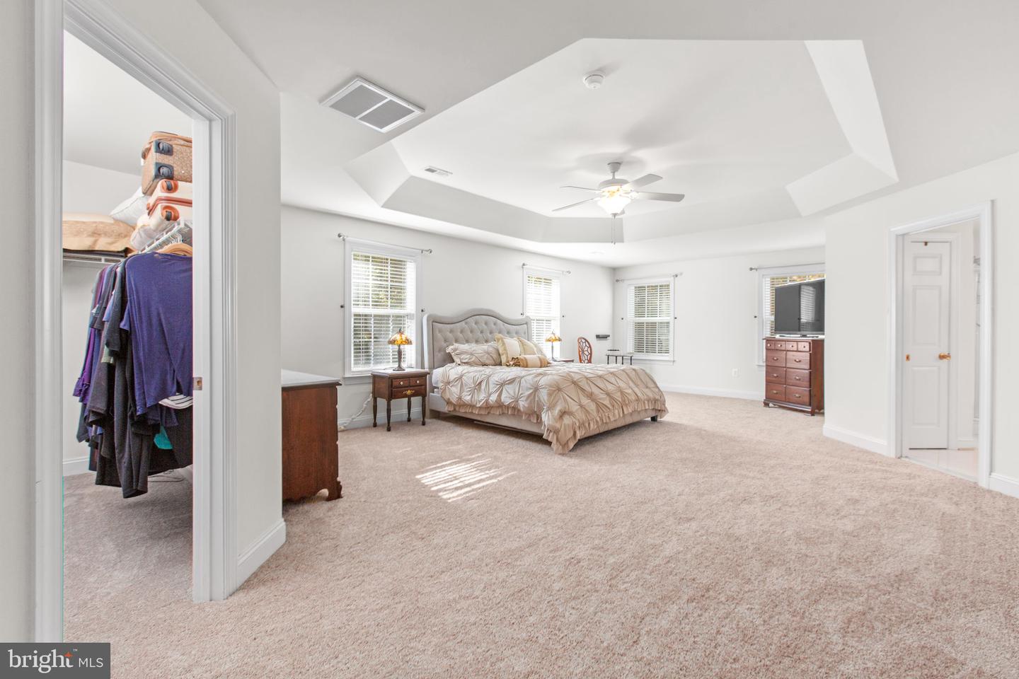 425 GENTLE BREEZE CIR, FREDERICKSBURG, Virginia 22406, 5 Bedrooms Bedrooms, ,3 BathroomsBathrooms,Residential,For sale,425 GENTLE BREEZE CIR,VAST2043836 MLS # VAST2043836