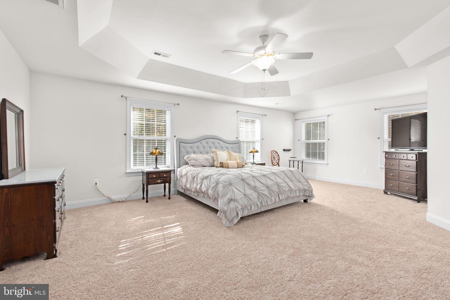 425 GENTLE BREEZE CIR, FREDERICKSBURG, Virginia 22406, 5 Bedrooms Bedrooms, ,3 BathroomsBathrooms,Residential,For sale,425 GENTLE BREEZE CIR,VAST2043836 MLS # VAST2043836