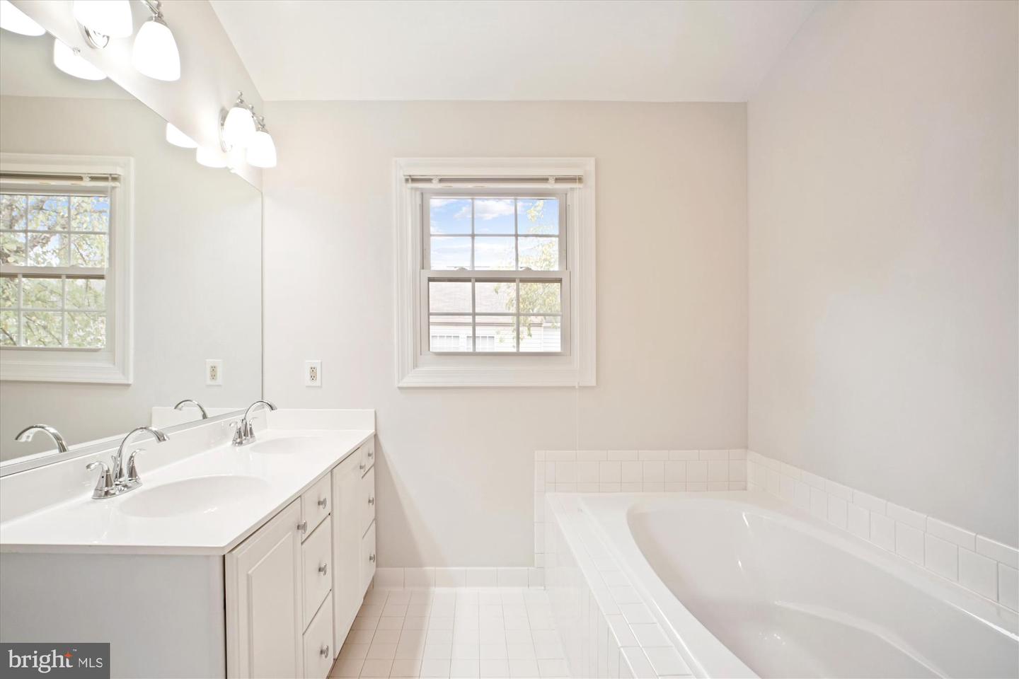 14722 WINTERFIELD CT, CENTREVILLE, Virginia 20120, 3 Bedrooms Bedrooms, ,2 BathroomsBathrooms,Residential,For sale,14722 WINTERFIELD CT,VAFX2276466 MLS # VAFX2276466 14722 WINTERFIELD CT, CENTREVILLE, Virginia 20120, 3 Bedrooms Bedrooms, ,2 BathroomsBathrooms,Residential,For sale,14722 WINTERFIELD CT,VAFX2276466 MLS # VAFX2276466