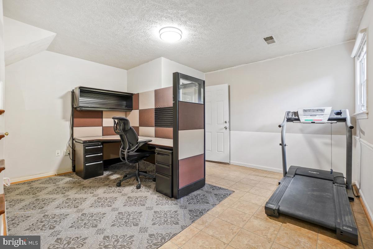 6871 CHURCHILL RD, MCLEAN, Virginia 22101, 4 Bedrooms Bedrooms, ,3 BathroomsBathrooms,Residential,For sale,6871 CHURCHILL RD,VAFX2276530 MLS # VAFX2276530 6871 CHURCHILL RD, MCLEAN, Virginia 22101, 4 Bedrooms Bedrooms, ,3 BathroomsBathrooms,Residential,For sale,6871 CHURCHILL RD,VAFX2276530 MLS # VAFX2276530