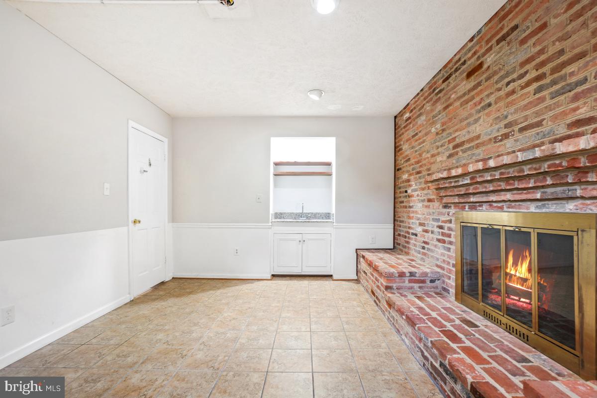 6871 CHURCHILL RD, MCLEAN, Virginia 22101, 4 Bedrooms Bedrooms, ,3 BathroomsBathrooms,Residential,For sale,6871 CHURCHILL RD,VAFX2276530 MLS # VAFX2276530 6871 CHURCHILL RD, MCLEAN, Virginia 22101, 4 Bedrooms Bedrooms, ,3 BathroomsBathrooms,Residential,For sale,6871 CHURCHILL RD,VAFX2276530 MLS # VAFX2276530