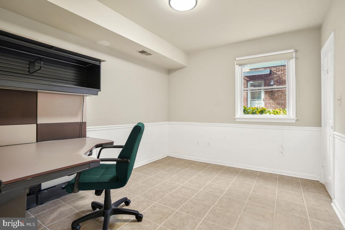 6871 CHURCHILL RD, MCLEAN, Virginia 22101, 4 Bedrooms Bedrooms, ,3 BathroomsBathrooms,Residential,For sale,6871 CHURCHILL RD,VAFX2276530 MLS # VAFX2276530 6871 CHURCHILL RD, MCLEAN, Virginia 22101, 4 Bedrooms Bedrooms, ,3 BathroomsBathrooms,Residential,For sale,6871 CHURCHILL RD,VAFX2276530 MLS # VAFX2276530