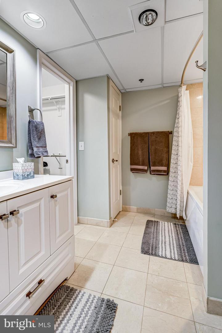 1276 N WAYNE ST #606, ARLINGTON, Virginia 22201, 1 Bedroom Bedrooms, ,1 BathroomBathrooms,Residential,For sale,1276 N WAYNE ST #606,VAAR2065458 MLS # VAAR2065458 1276 N WAYNE ST #606, ARLINGTON, Virginia 22201, 1 Bedroom Bedrooms, ,1 BathroomBathrooms,Residential,For sale,1276 N WAYNE ST #606,VAAR2065458 MLS # VAAR2065458