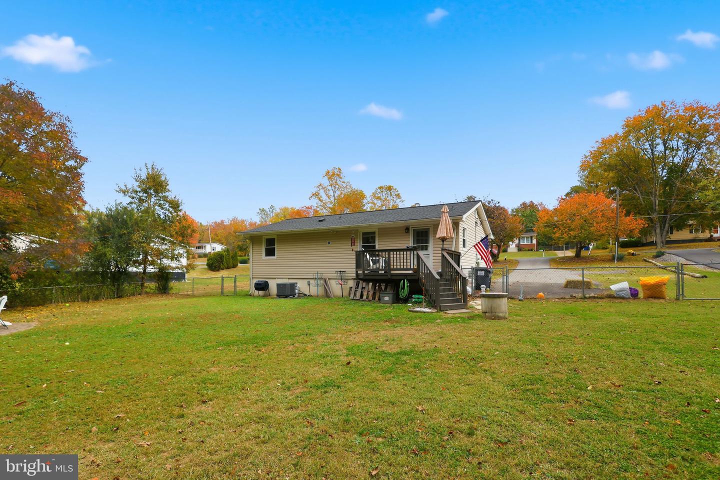 11006 DOE CIR, FREDERICKSBURG, Virginia 22407, 2 Bedrooms Bedrooms, ,1 BathroomBathrooms,Residential,For sale,11006 DOE CIR,VASP2037292 MLS # VASP2037292 11006 DOE CIR, FREDERICKSBURG, Virginia 22407, 2 Bedrooms Bedrooms, ,1 BathroomBathrooms,Residential,For sale,11006 DOE CIR,VASP2037292 MLS # VASP2037292