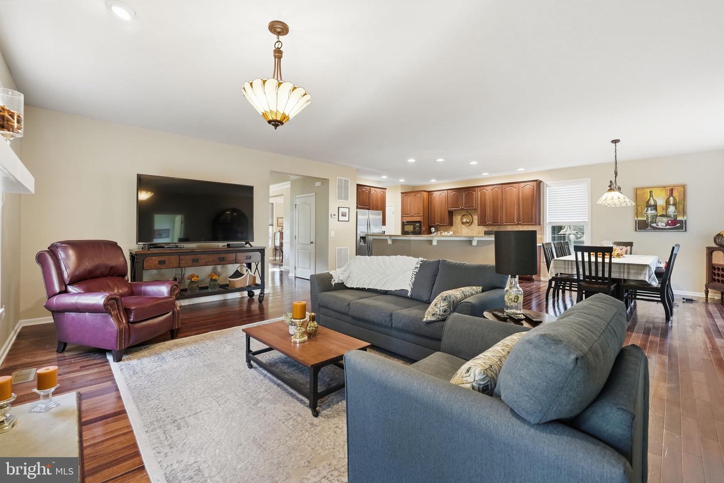 4664 ALLENS MILL BLVD, HAYMARKET, Virginia 20169, 4 Bedrooms Bedrooms, 14 Rooms Rooms,3 BathroomsBathrooms,Residential,For sale,4664 ALLENS MILL BLVD,VAPW2106902 MLS # VAPW2106902 4664 ALLENS MILL BLVD, HAYMARKET, Virginia 20169, 4 Bedrooms Bedrooms, 14 Rooms Rooms,3 BathroomsBathrooms,Residential,For sale,4664 ALLENS MILL BLVD,VAPW2106902 MLS # VAPW2106902