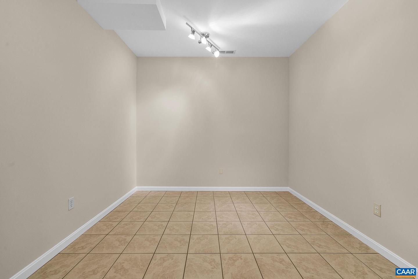 740 MURRAY LN, CHARLOTTESVILLE, Virginia 22903, 5 Bedrooms Bedrooms, ,5 BathroomsBathrooms,Residential,For sale,740 MURRAY LN,670545 MLS # 670545