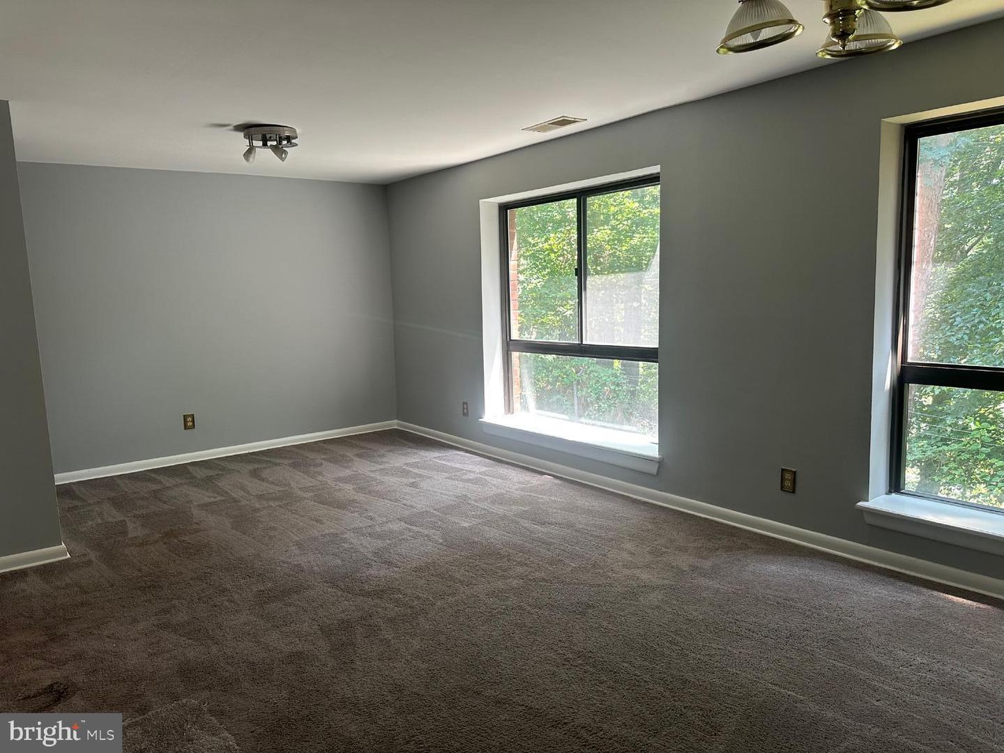 1713 GAINESVILLE ST SE #101, WASHINGTON, District Of Columbia 20020, 3 Bedrooms Bedrooms, ,2 BathroomsBathrooms,Residential,For sale,1713 GAINESVILLE ST SE #101,DCDC2229582 MLS # DCDC2229582 1713 GAINESVILLE ST SE #101, WASHINGTON, District Of Columbia 20020, 3 Bedrooms Bedrooms, ,2 BathroomsBathrooms,Residential,For sale,1713 GAINESVILLE ST SE #101,DCDC2229582 MLS # DCDC2229582