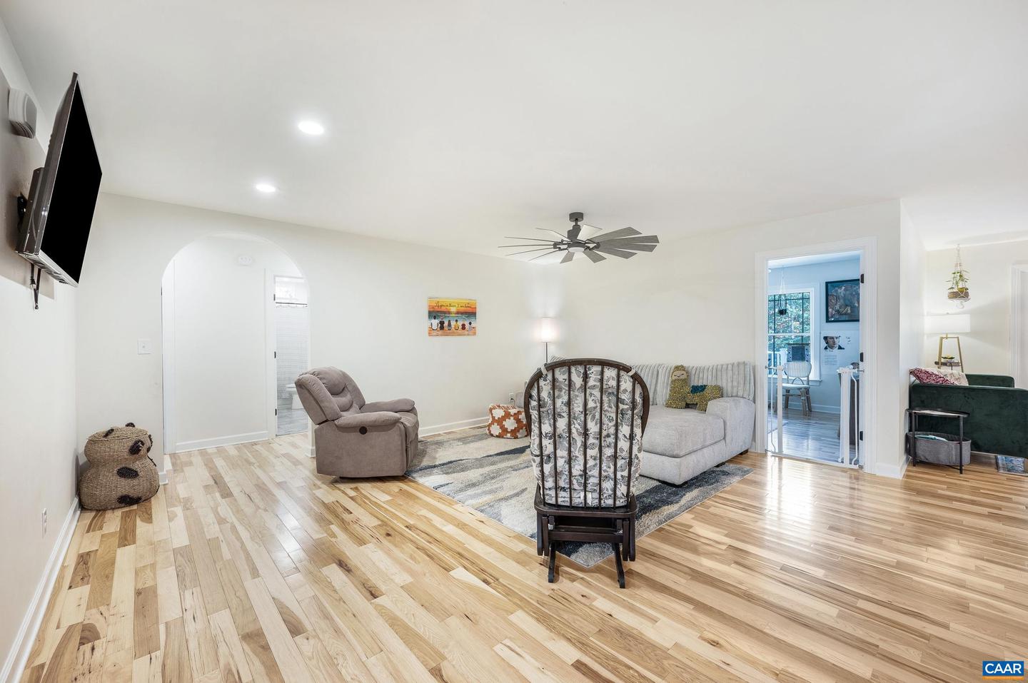 2072 CUMBERLAND RD, FARMVILLE, Virginia 23901, 4 Bedrooms Bedrooms, ,2 BathroomsBathrooms,Residential,For sale,2072 CUMBERLAND RD,670562 MLS # 670562 2072 CUMBERLAND RD, FARMVILLE, Virginia 23901, 4 Bedrooms Bedrooms, ,2 BathroomsBathrooms,Residential,For sale,2072 CUMBERLAND RD,670562 MLS # 670562