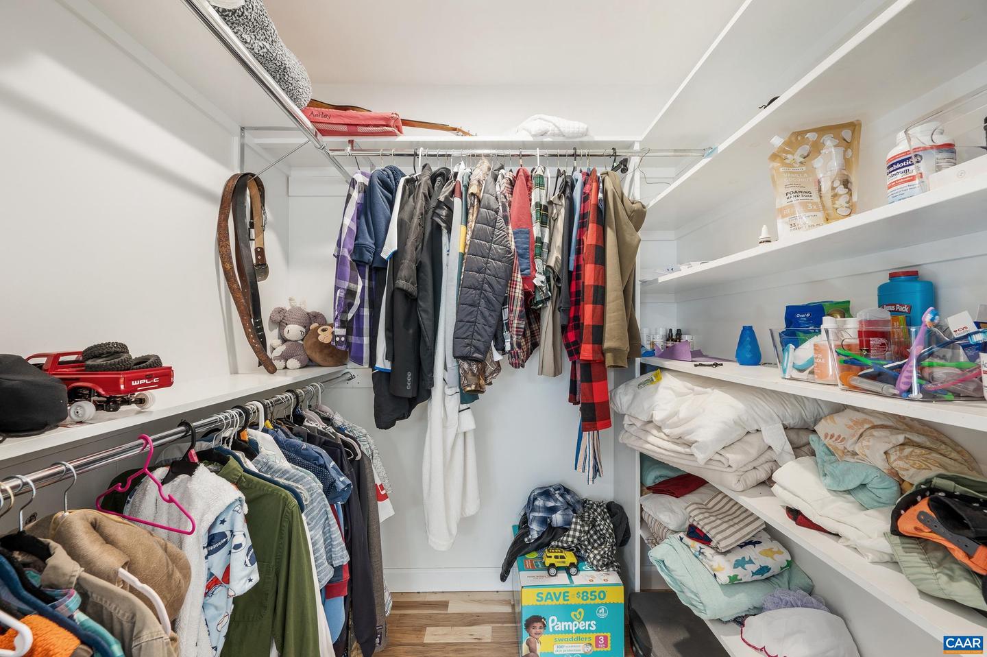 2072 CUMBERLAND RD, FARMVILLE, Virginia 23901, 4 Bedrooms Bedrooms, ,2 BathroomsBathrooms,Residential,For sale,2072 CUMBERLAND RD,670562 MLS # 670562 2072 CUMBERLAND RD, FARMVILLE, Virginia 23901, 4 Bedrooms Bedrooms, ,2 BathroomsBathrooms,Residential,For sale,2072 CUMBERLAND RD,670562 MLS # 670562