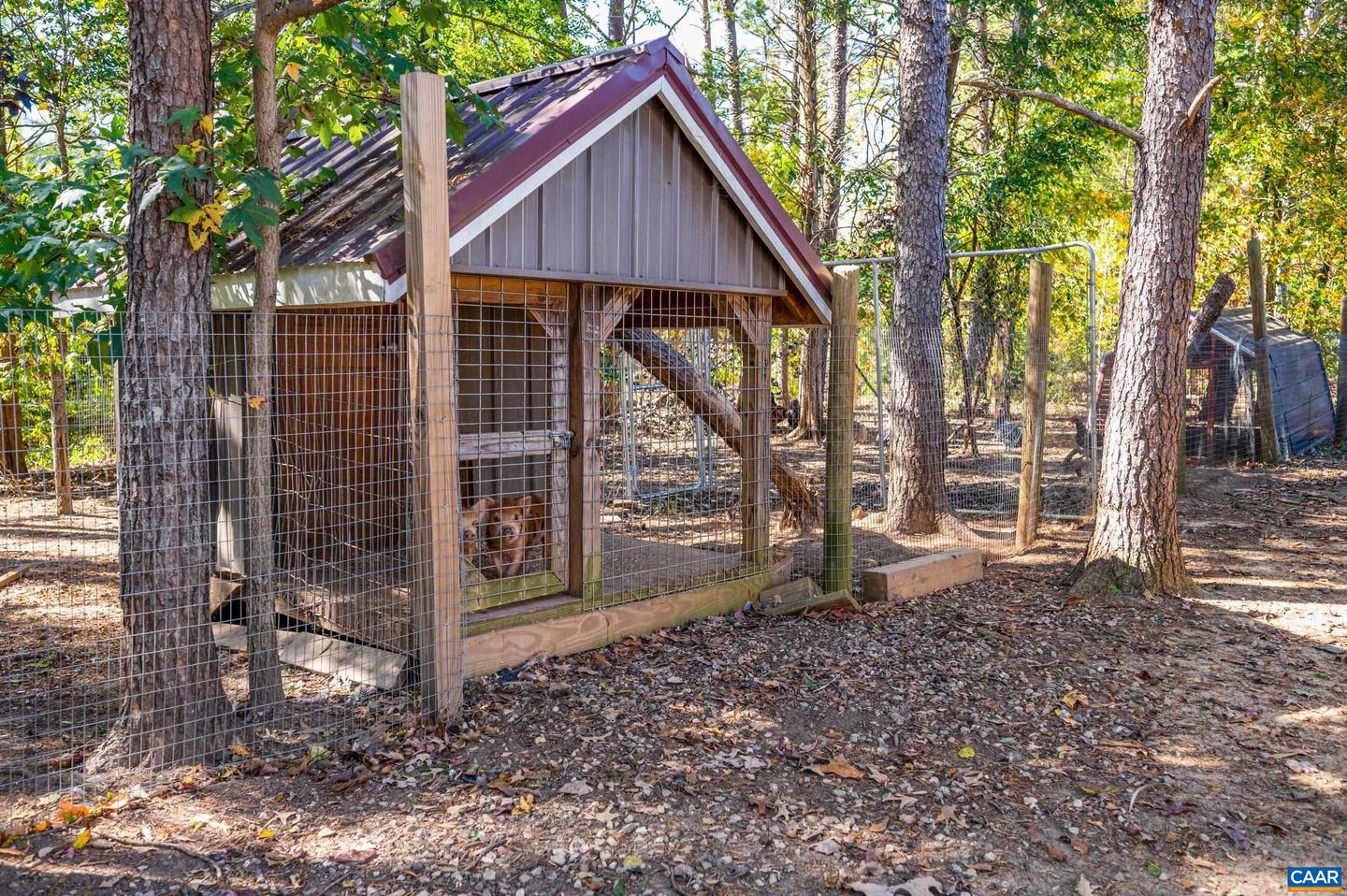 2072 CUMBERLAND RD, FARMVILLE, Virginia 23901, 4 Bedrooms Bedrooms, ,2 BathroomsBathrooms,Residential,For sale,2072 CUMBERLAND RD,670562 MLS # 670562 2072 CUMBERLAND RD, FARMVILLE, Virginia 23901, 4 Bedrooms Bedrooms, ,2 BathroomsBathrooms,Residential,For sale,2072 CUMBERLAND RD,670562 MLS # 670562