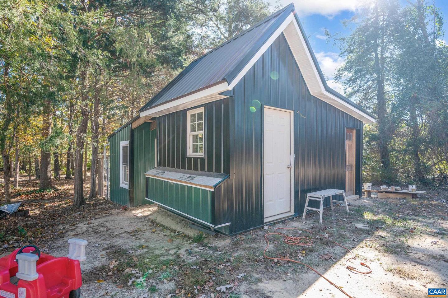 2072 CUMBERLAND RD, FARMVILLE, Virginia 23901, 4 Bedrooms Bedrooms, ,2 BathroomsBathrooms,Residential,For sale,2072 CUMBERLAND RD,670562 MLS # 670562 2072 CUMBERLAND RD, FARMVILLE, Virginia 23901, 4 Bedrooms Bedrooms, ,2 BathroomsBathrooms,Residential,For sale,2072 CUMBERLAND RD,670562 MLS # 670562