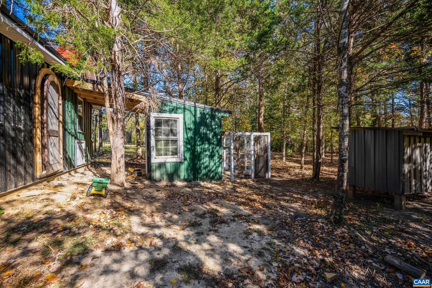 2072 CUMBERLAND RD, FARMVILLE, Virginia 23901, 4 Bedrooms Bedrooms, ,2 BathroomsBathrooms,Residential,For sale,2072 CUMBERLAND RD,670562 MLS # 670562 2072 CUMBERLAND RD, FARMVILLE, Virginia 23901, 4 Bedrooms Bedrooms, ,2 BathroomsBathrooms,Residential,For sale,2072 CUMBERLAND RD,670562 MLS # 670562