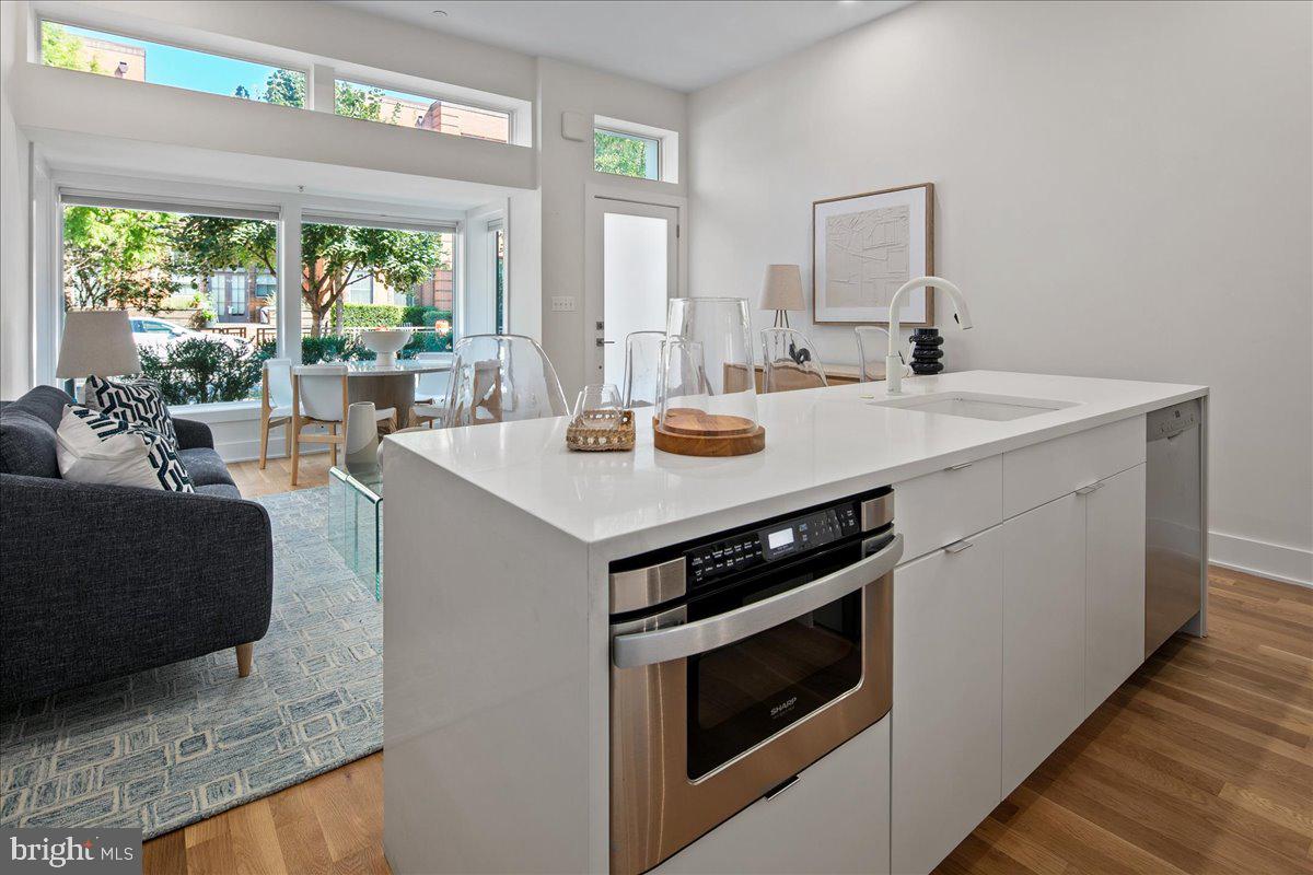 1102 T ST NW, WASHINGTON, District Of Columbia 20009, 3 Bedrooms Bedrooms, ,2 BathroomsBathrooms,Residential,For sale,1102 T ST NW,DCDC2229586 MLS # DCDC2229586 1102 T ST NW, WASHINGTON, District Of Columbia 20009, 3 Bedrooms Bedrooms, ,2 BathroomsBathrooms,Residential,For sale,1102 T ST NW,DCDC2229586 MLS # DCDC2229586