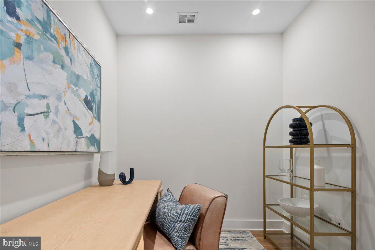 1102 T ST NW, WASHINGTON, District Of Columbia 20009, 3 Bedrooms Bedrooms, ,2 BathroomsBathrooms,Residential,For sale,1102 T ST NW,DCDC2229586 MLS # DCDC2229586 1102 T ST NW, WASHINGTON, District Of Columbia 20009, 3 Bedrooms Bedrooms, ,2 BathroomsBathrooms,Residential,For sale,1102 T ST NW,DCDC2229586 MLS # DCDC2229586