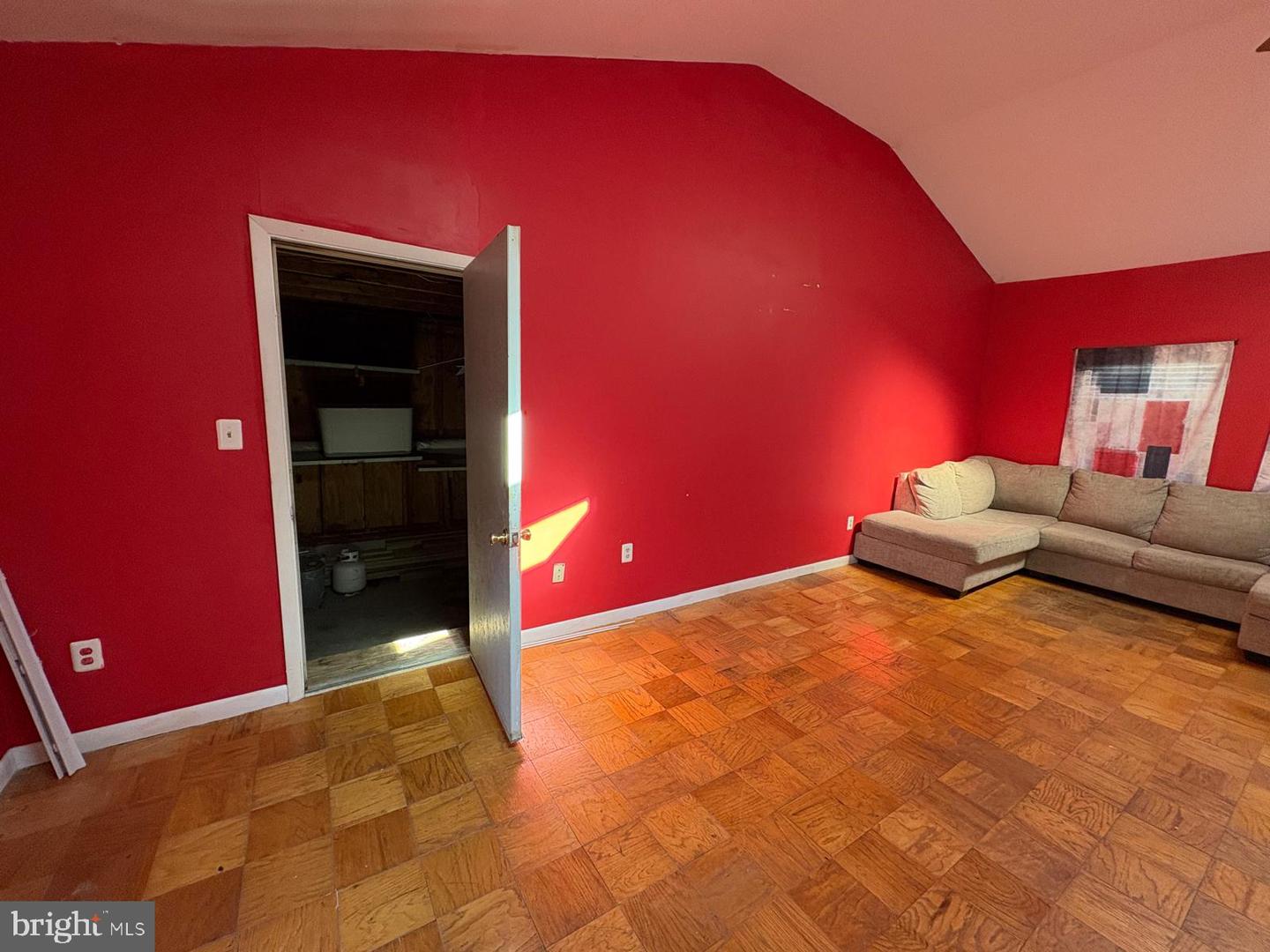 297 WHITE SAND DR, HEATHSVILLE, Virginia 22473, 3 Bedrooms Bedrooms, ,2 BathroomsBathrooms,Residential,For sale,297 WHITE SAND DR,VANV2001800 MLS # VANV2001800