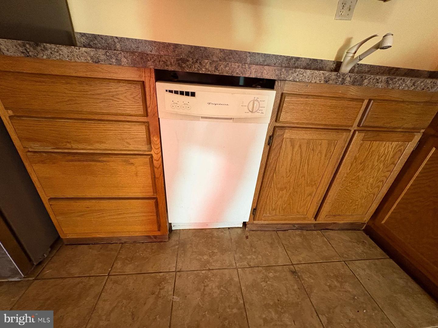 297 WHITE SAND DR, HEATHSVILLE, Virginia 22473, 3 Bedrooms Bedrooms, ,2 BathroomsBathrooms,Residential,For sale,297 WHITE SAND DR,VANV2001800 MLS # VANV2001800