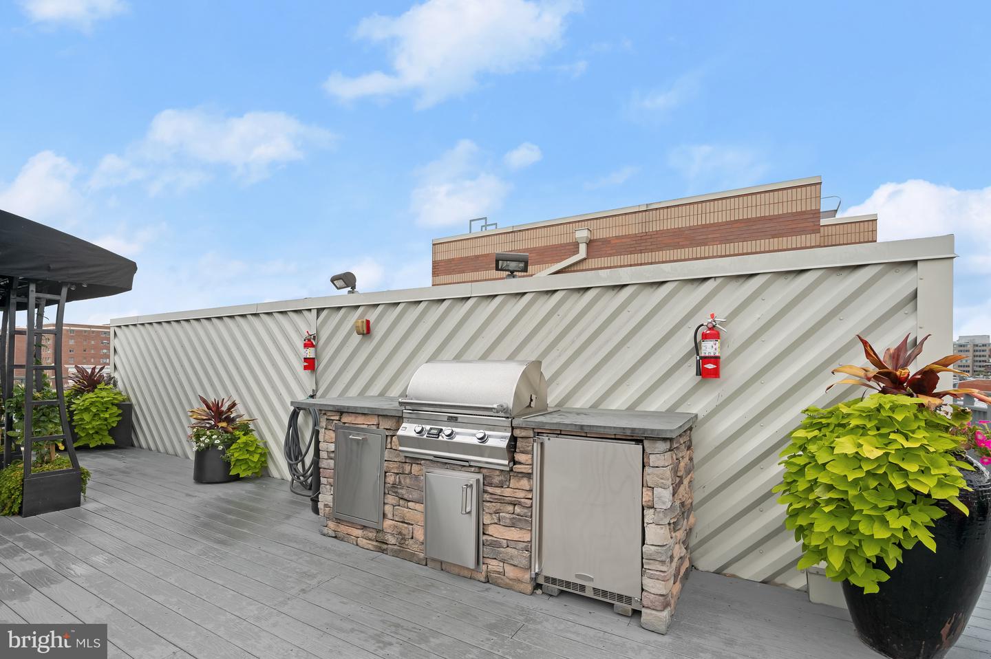 1414 22ND ST NW #41, WASHINGTON, District Of Columbia 20037, 2 Bedrooms Bedrooms, ,2 BathroomsBathrooms,Residential,For sale,1414 22ND ST NW #41,DCDC2229638 MLS # DCDC2229638 1414 22ND ST NW #41, WASHINGTON, District Of Columbia 20037, 2 Bedrooms Bedrooms, ,2 BathroomsBathrooms,Residential,For sale,1414 22ND ST NW #41,DCDC2229638 MLS # DCDC2229638