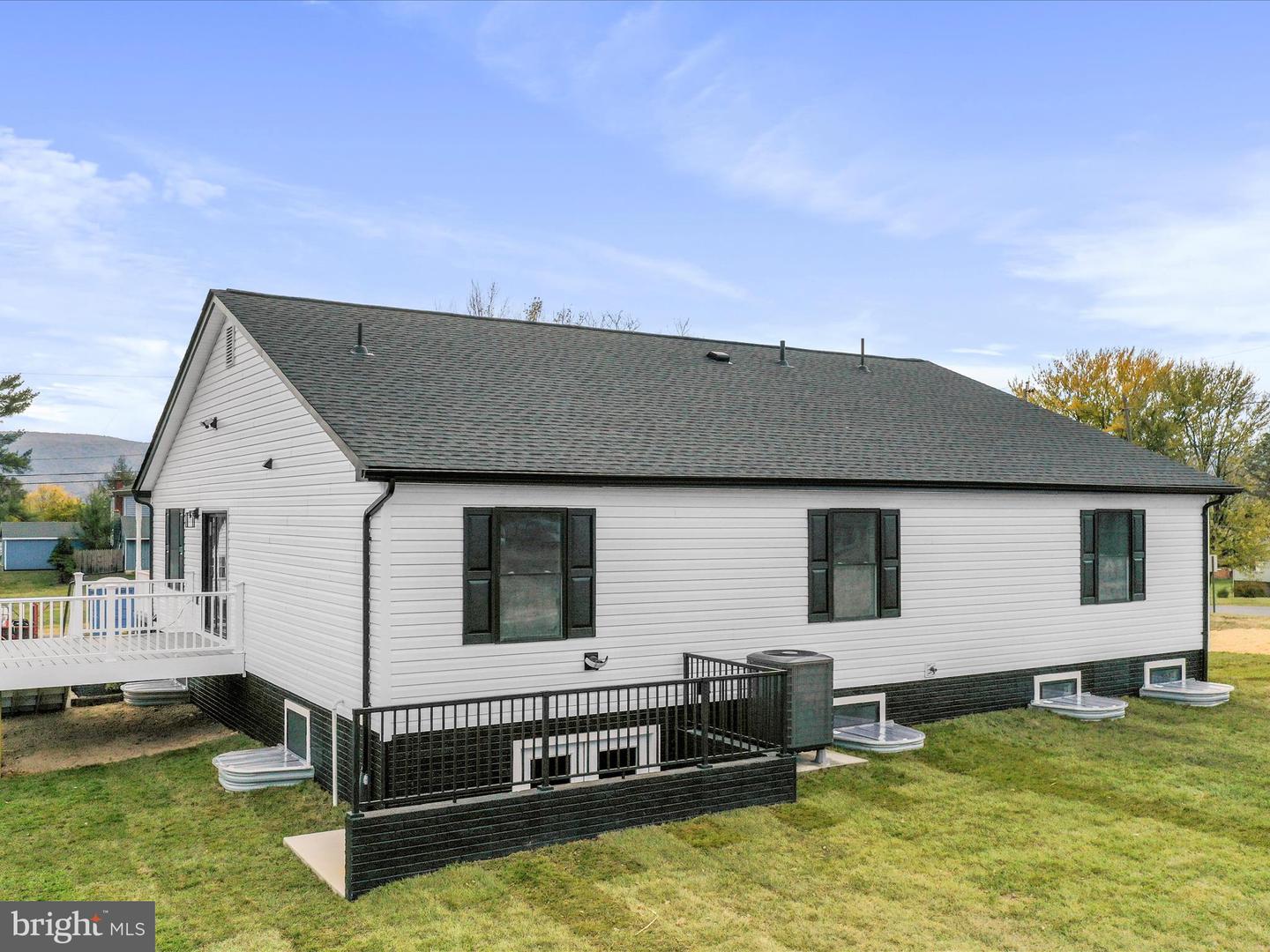 602 W SPRING ST, WOODSTOCK, Virginia 22664, 5 Bedrooms Bedrooms, 8 Rooms Rooms,3 BathroomsBathrooms,Residential,For sale,602 W SPRING ST,VASH2012892 MLS # VASH2012892 602 W SPRING ST, WOODSTOCK, Virginia 22664, 5 Bedrooms Bedrooms, 8 Rooms Rooms,3 BathroomsBathrooms,Residential,For sale,602 W SPRING ST,VASH2012892 MLS # VASH2012892