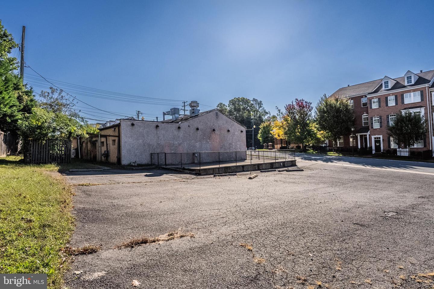 4328 CHAIN BRIDGE RD, FAIRFAX, Virginia 22030, ,Land,For sale,4328 CHAIN BRIDGE RD,VAFC2007282 MLS # VAFC2007282