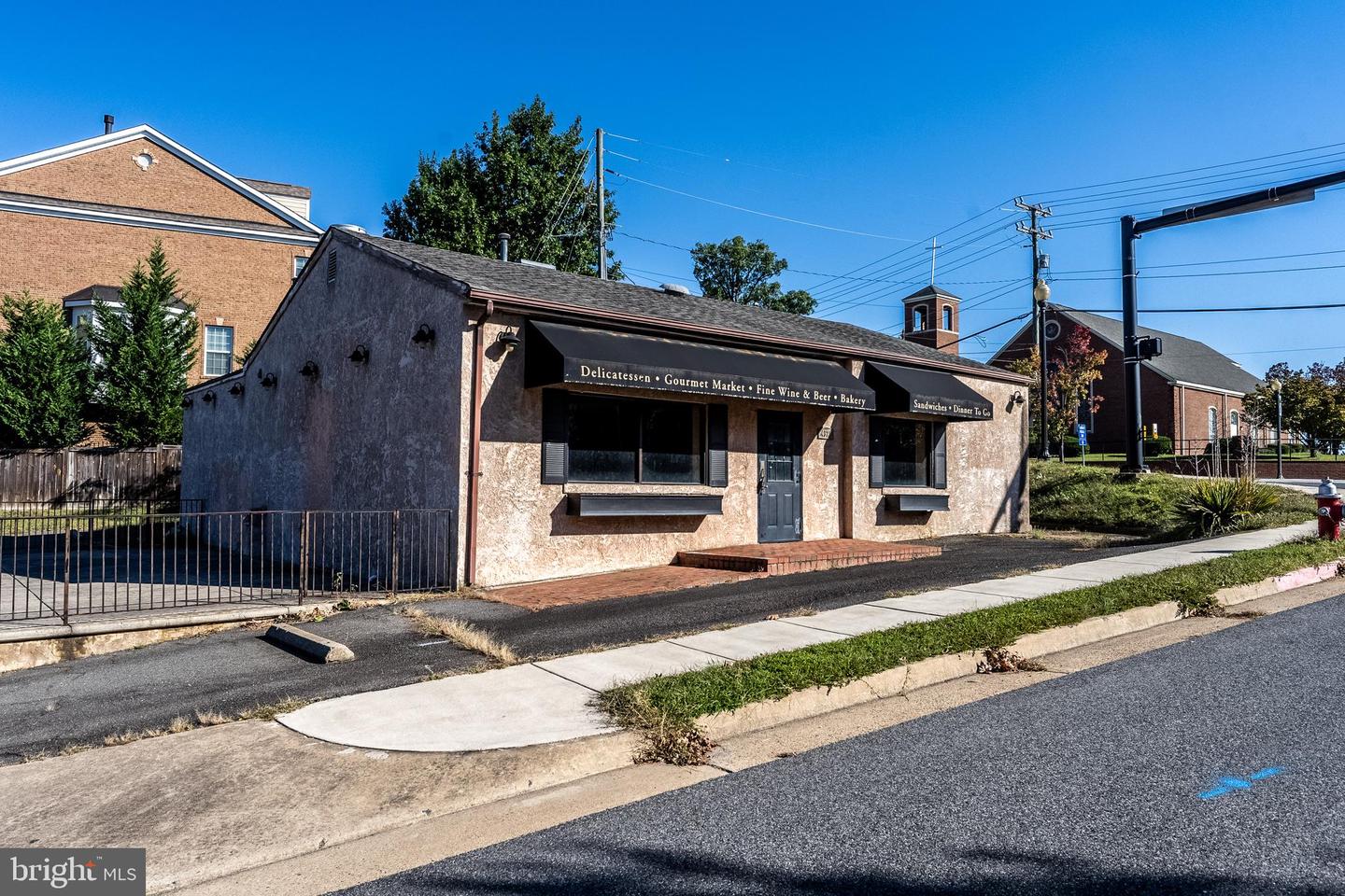 4328 CHAIN BRIDGE RD, FAIRFAX, Virginia 22030, ,Land,For sale,4328 CHAIN BRIDGE RD,VAFC2007282 MLS # VAFC2007282