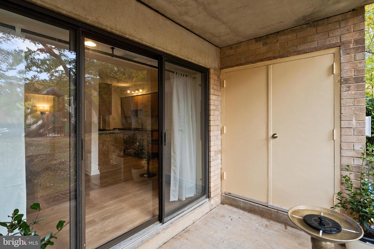 2317 FREETOWN CT #2B, RESTON, Virginia 20191, 2 Bedrooms Bedrooms, 5 Rooms Rooms,1 BathroomBathrooms,Residential,For sale,2317 FREETOWN CT #2B,VAFX2189798 MLS # VAFX2189798 2317 FREETOWN CT #2B, RESTON, Virginia 20191, 2 Bedrooms Bedrooms, 5 Rooms Rooms,1 BathroomBathrooms,Residential,For sale,2317 FREETOWN CT #2B,VAFX2189798 MLS # VAFX2189798