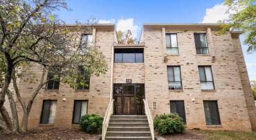 2317 FREETOWN CT #2B, RESTON, Virginia 20191, 2 Bedrooms Bedrooms, 5 Rooms Rooms,1 BathroomBathrooms,Residential,For sale,2317 FREETOWN CT #2B,VAFX2189798 MLS # VAFX2189798