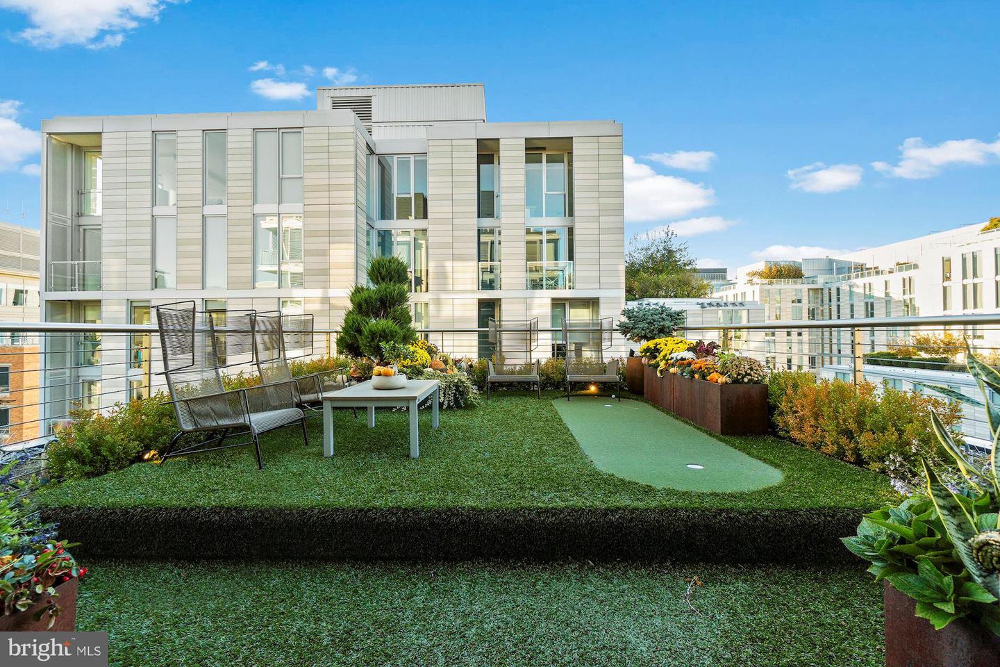 925 H ST NW #901/902, WASHINGTON, District Of Columbia 20001, 4 Bedrooms Bedrooms, ,3 BathroomsBathrooms,Residential,For sale,925 H ST NW #901/902,DCDC2160182 MLS # DCDC2160182