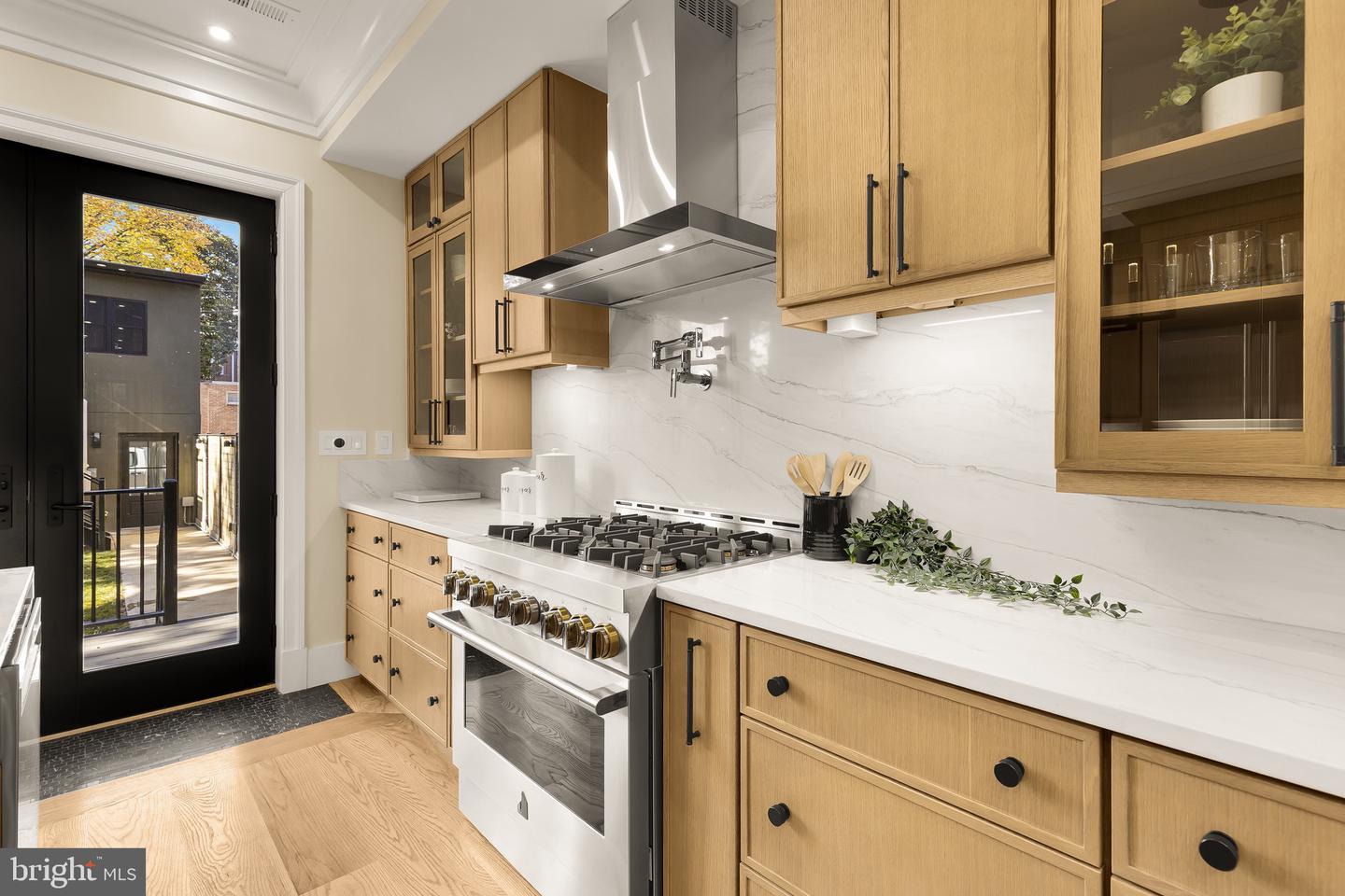 235 12TH ST SE, WASHINGTON, District Of Columbia 20003, 4 Bedrooms Bedrooms, ,3 BathroomsBathrooms,Residential,For sale,235 12TH ST SE,DCDC2165028 MLS # DCDC2165028 235 12TH ST SE, WASHINGTON, District Of Columbia 20003, 4 Bedrooms Bedrooms, ,3 BathroomsBathrooms,Residential,For sale,235 12TH ST SE,DCDC2165028 MLS # DCDC2165028