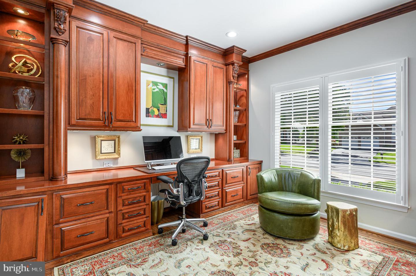 43623 LONDON WAY, ASHBURN, Virginia 20147, 5 Bedrooms Bedrooms, ,4 BathroomsBathrooms,Residential,For sale,43623 LONDON WAY,VALO2095046 MLS # VALO2095046 43623 LONDON WAY, ASHBURN, Virginia 20147, 5 Bedrooms Bedrooms, ,4 BathroomsBathrooms,Residential,For sale,43623 LONDON WAY,VALO2095046 MLS # VALO2095046