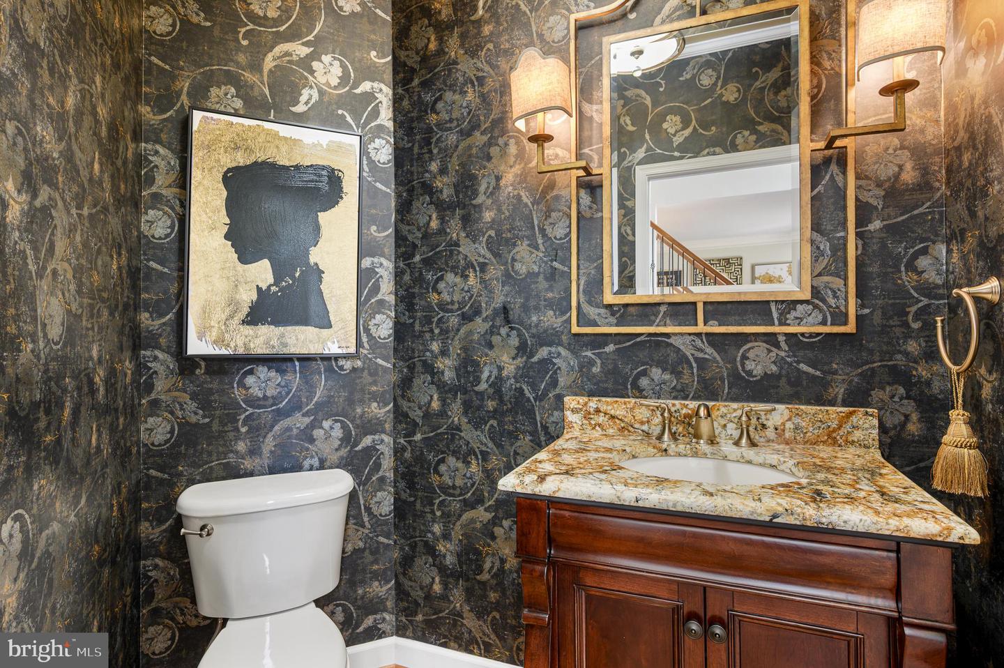 43623 LONDON WAY, ASHBURN, Virginia 20147, 5 Bedrooms Bedrooms, ,4 BathroomsBathrooms,Residential,For sale,43623 LONDON WAY,VALO2095046 MLS # VALO2095046 43623 LONDON WAY, ASHBURN, Virginia 20147, 5 Bedrooms Bedrooms, ,4 BathroomsBathrooms,Residential,For sale,43623 LONDON WAY,VALO2095046 MLS # VALO2095046