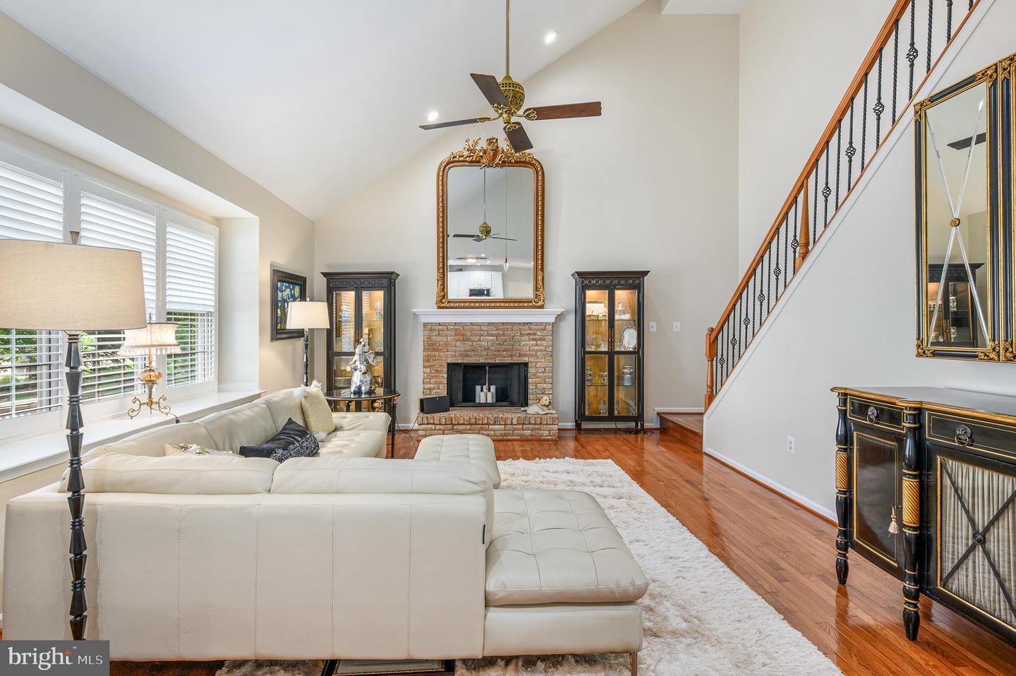 43623 LONDON WAY, ASHBURN, Virginia 20147, 5 Bedrooms Bedrooms, ,4 BathroomsBathrooms,Residential,For sale,43623 LONDON WAY,VALO2095046 MLS # VALO2095046 43623 LONDON WAY, ASHBURN, Virginia 20147, 5 Bedrooms Bedrooms, ,4 BathroomsBathrooms,Residential,For sale,43623 LONDON WAY,VALO2095046 MLS # VALO2095046