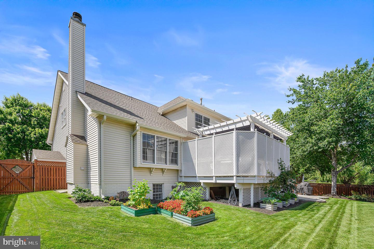 43623 LONDON WAY, ASHBURN, Virginia 20147, 5 Bedrooms Bedrooms, ,4 BathroomsBathrooms,Residential,For sale,43623 LONDON WAY,VALO2095046 MLS # VALO2095046 43623 LONDON WAY, ASHBURN, Virginia 20147, 5 Bedrooms Bedrooms, ,4 BathroomsBathrooms,Residential,For sale,43623 LONDON WAY,VALO2095046 MLS # VALO2095046