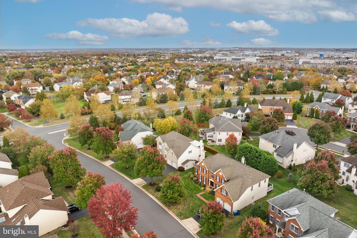 43623 LONDON WAY, ASHBURN, Virginia 20147, 5 Bedrooms Bedrooms, ,4 BathroomsBathrooms,Residential,For sale,43623 LONDON WAY,VALO2095046 MLS # VALO2095046 43623 LONDON WAY, ASHBURN, Virginia 20147, 5 Bedrooms Bedrooms, ,4 BathroomsBathrooms,Residential,For sale,43623 LONDON WAY,VALO2095046 MLS # VALO2095046