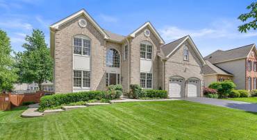 43623 LONDON WAY, ASHBURN, Virginia 20147, 5 Bedrooms Bedrooms, ,4 BathroomsBathrooms,Residential,For sale,43623 LONDON WAY,VALO2095046 MLS # VALO2095046
