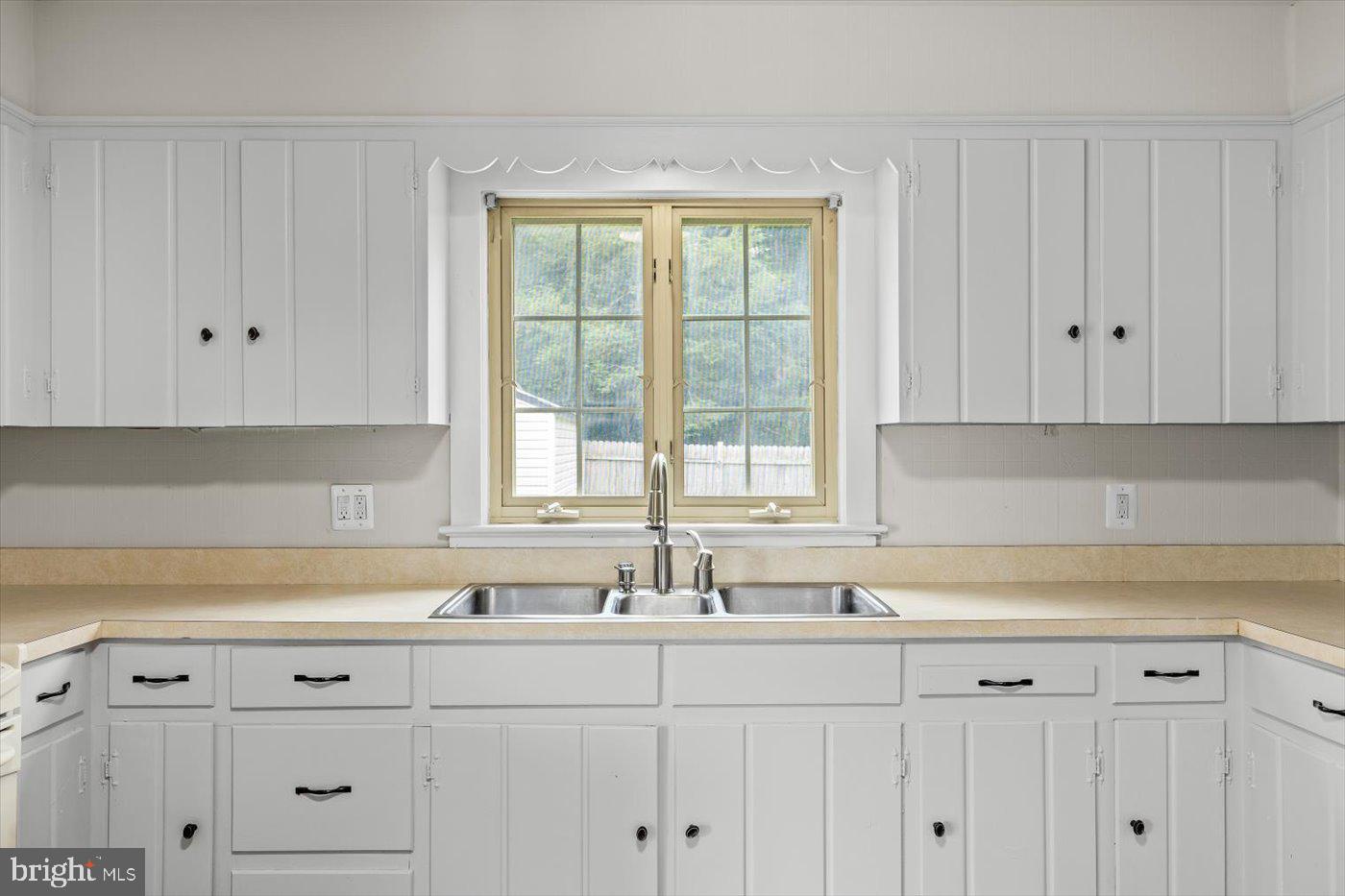 300 PHILLIPS ST, FREDERICKSBURG, Virginia 22405, 4 Bedrooms Bedrooms, ,2 BathroomsBathrooms,Residential,For sale,300 PHILLIPS ST,VAST2041010 MLS # VAST2041010 300 PHILLIPS ST, FREDERICKSBURG, Virginia 22405, 4 Bedrooms Bedrooms, ,2 BathroomsBathrooms,Residential,For sale,300 PHILLIPS ST,VAST2041010 MLS # VAST2041010