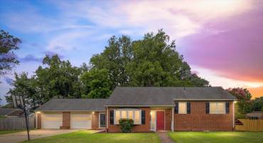 300 PHILLIPS ST, FREDERICKSBURG, Virginia 22405, 4 Bedrooms Bedrooms, ,2 BathroomsBathrooms,Residential,For sale,300 PHILLIPS ST,VAST2041010 MLS # VAST2041010