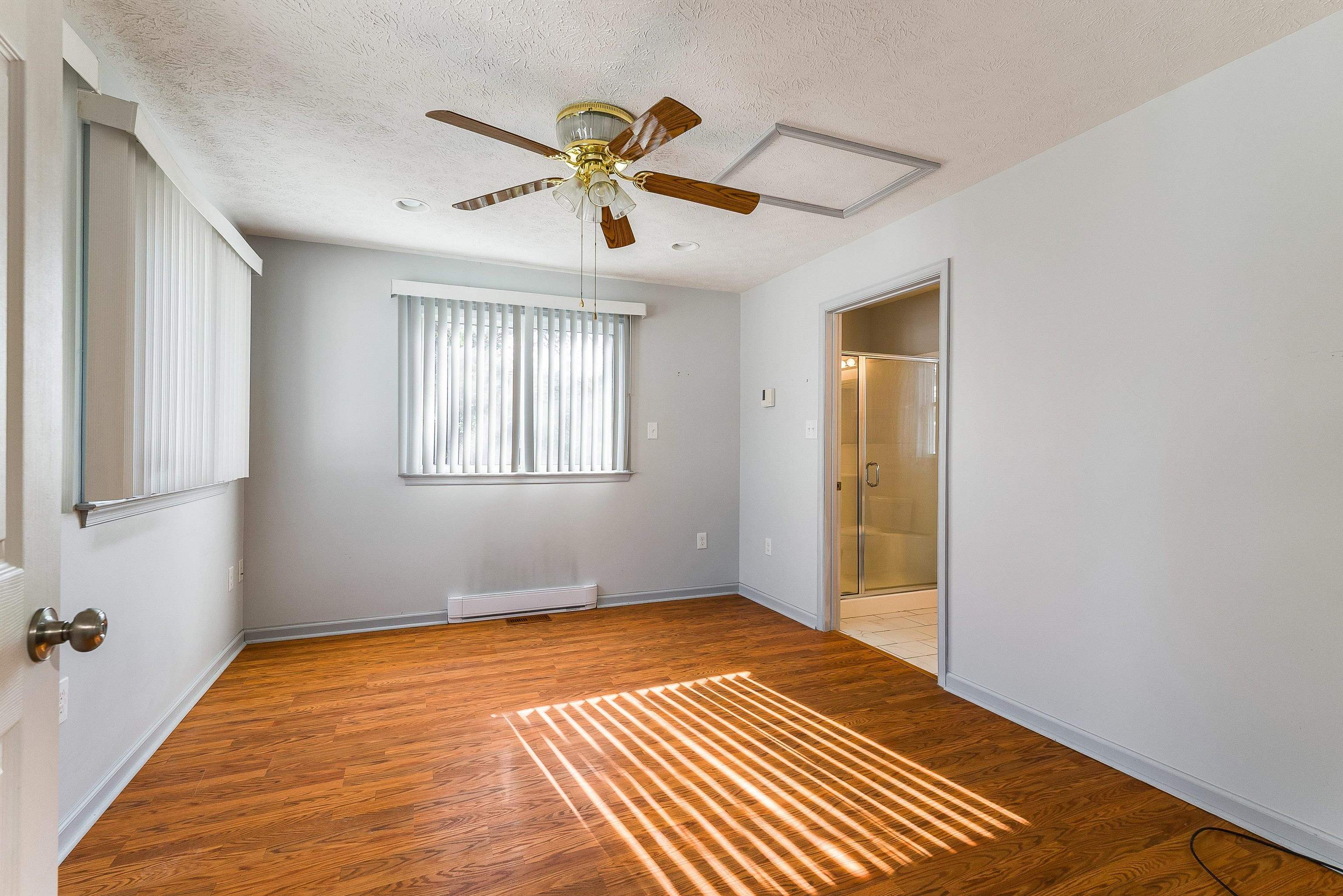 25 RINKER GATE, FORT VALLEY, Virginia 22652, 4 Bedrooms Bedrooms, ,2 BathroomsBathrooms,Residential,25 RINKER GATE,669746 MLS # 669746 25 RINKER GATE, FORT VALLEY, Virginia 22652, 4 Bedrooms Bedrooms, ,2 BathroomsBathrooms,Residential,25 RINKER GATE,669746 MLS # 669746