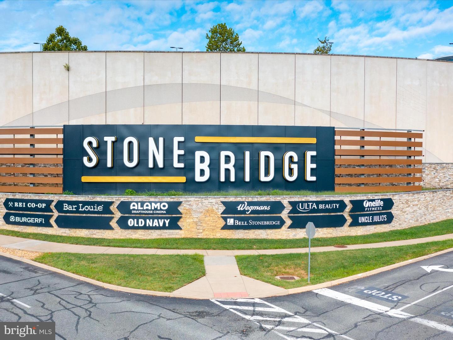 2433 BATTERY HILL CIR, WOODBRIDGE, Virginia 22191, 4 Bedrooms Bedrooms, 8 Rooms Rooms,3 BathroomsBathrooms,Residential,For sale,2433 BATTERY HILL CIR,VAPW2101840 MLS # VAPW2101840 2433 BATTERY HILL CIR, WOODBRIDGE, Virginia 22191, 4 Bedrooms Bedrooms, 8 Rooms Rooms,3 BathroomsBathrooms,Residential,For sale,2433 BATTERY HILL CIR,VAPW2101840 MLS # VAPW2101840