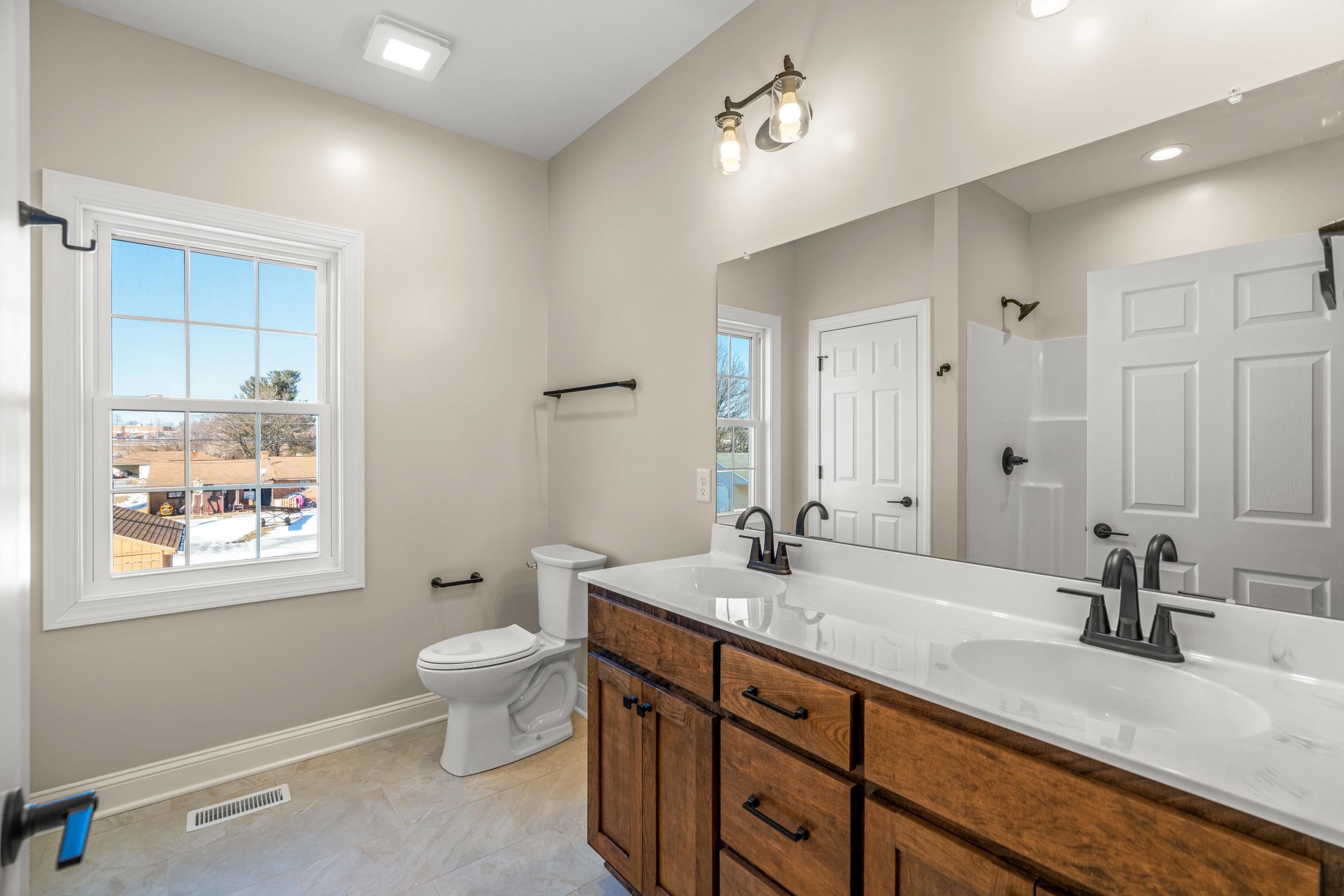 66 FOSSIL DR, STUARTS DRAFT, Virginia 24477, 2 Bedrooms Bedrooms, ,2 BathroomsBathrooms,Residential,66 FOSSIL DR,670573 MLS # 670573