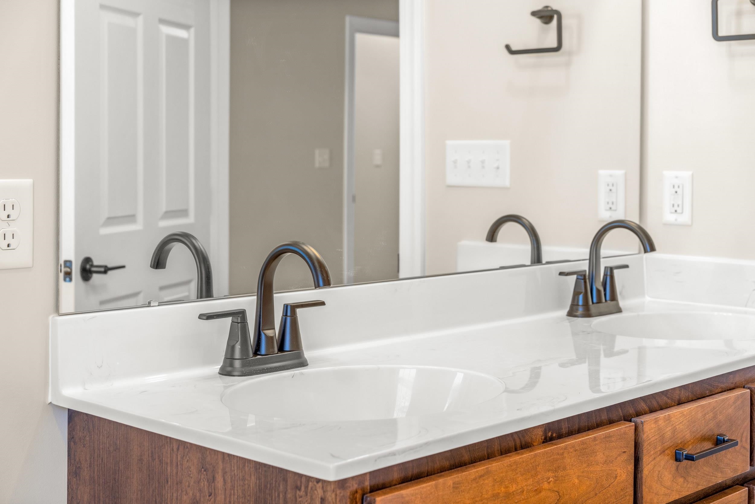 66 FOSSIL DR, STUARTS DRAFT, Virginia 24477, 2 Bedrooms Bedrooms, ,2 BathroomsBathrooms,Residential,66 FOSSIL DR,670573 MLS # 670573