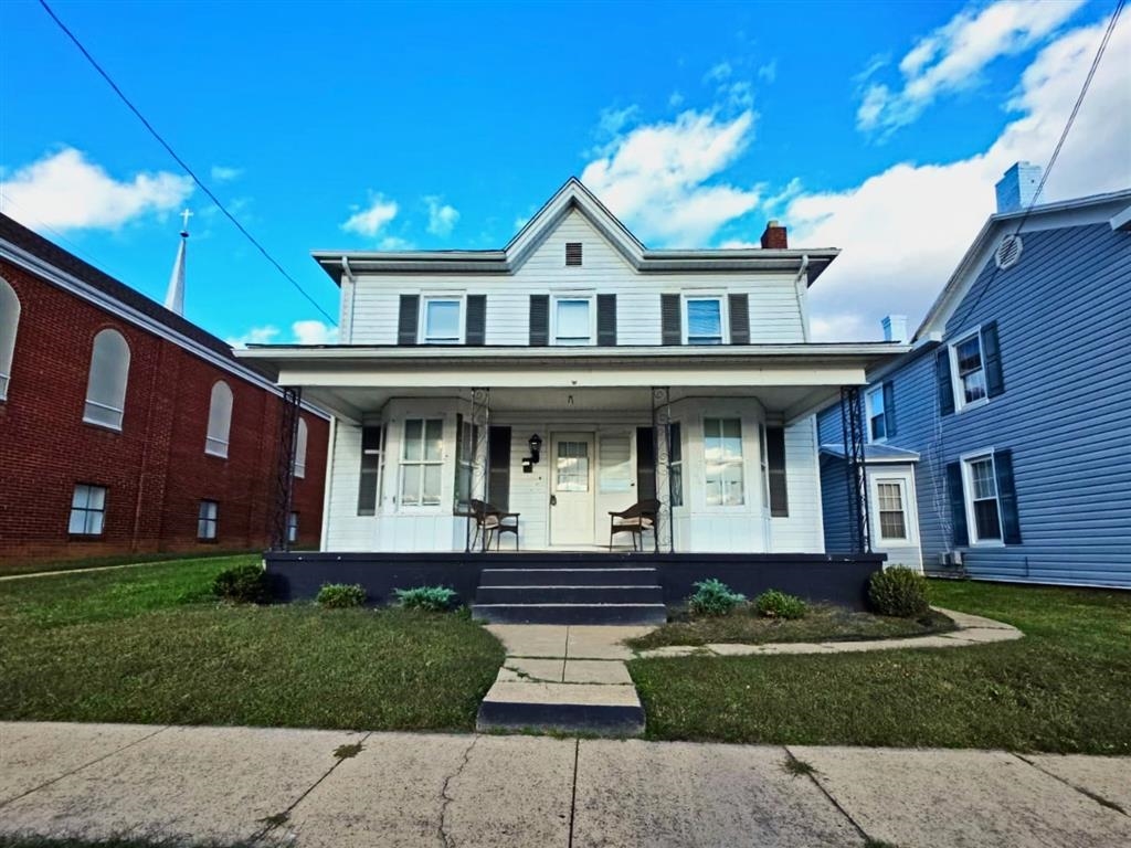 314 3RD ST, SHENANDOAH, Virginia 22849, 3 Bedrooms Bedrooms, ,1 BathroomBathrooms,Residential,314 3RD ST,670578 MLS # 670578 314 3RD ST, SHENANDOAH, Virginia 22849, 3 Bedrooms Bedrooms, ,1 BathroomBathrooms,Residential,314 3RD ST,670578 MLS # 670578