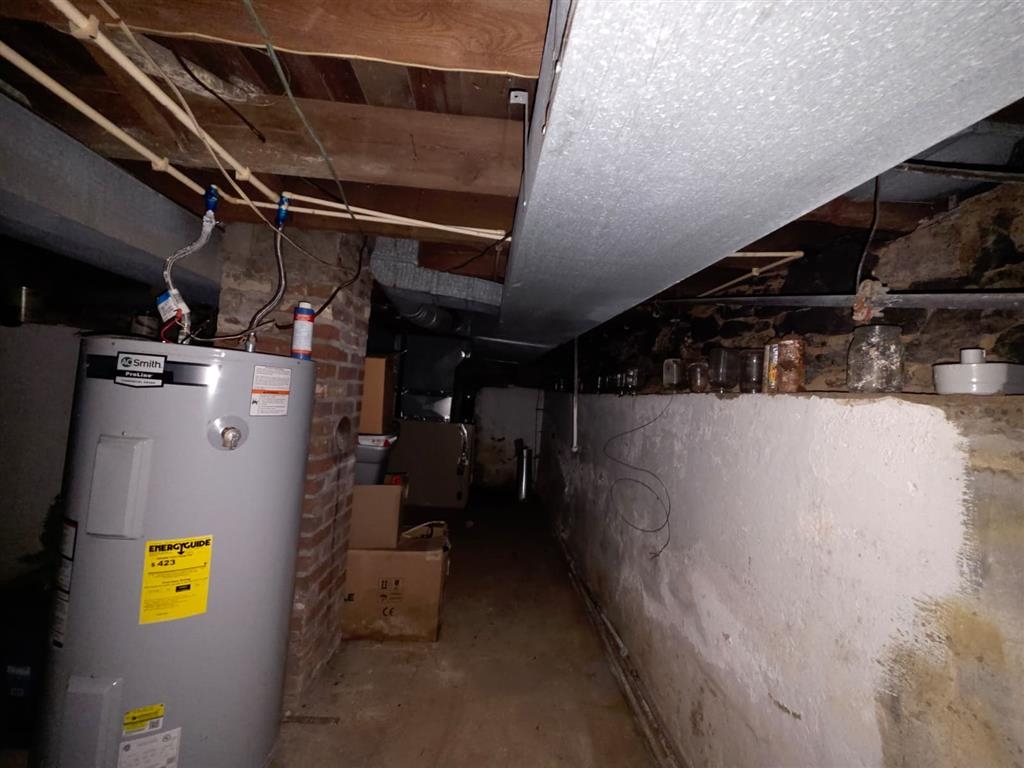 314 3RD ST, SHENANDOAH, Virginia 22849, 3 Bedrooms Bedrooms, ,1 BathroomBathrooms,Residential,314 3RD ST,670578 MLS # 670578