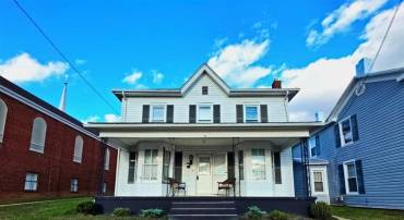 314 3RD ST, SHENANDOAH, Virginia 22849, 3 Bedrooms Bedrooms, ,1 BathroomBathrooms,Residential,314 3RD ST,670578 MLS # 670578