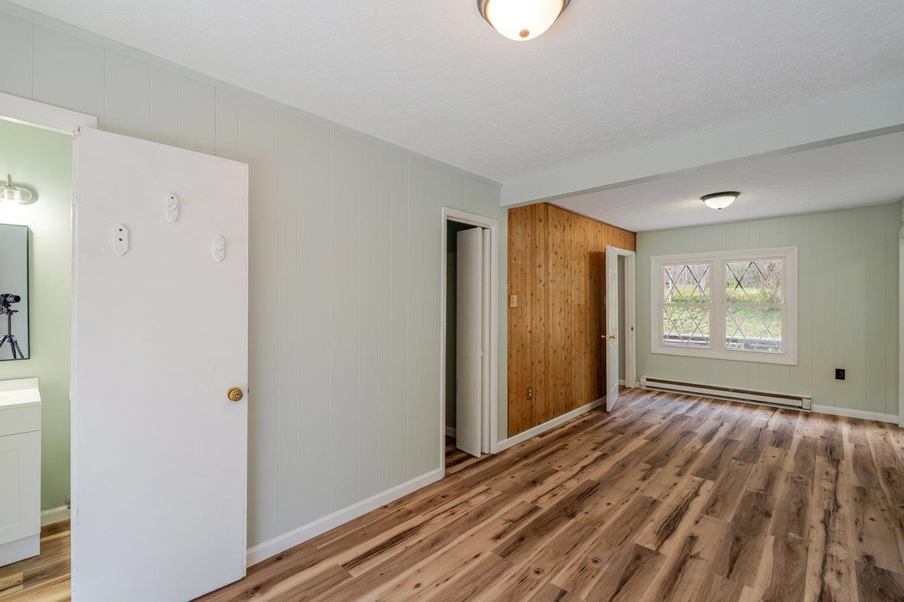 115 RISK RD, NEW MARKET, Virginia 22844, 2 Bedrooms Bedrooms, ,1 BathroomBathrooms,Residential,115 RISK RD,670579 MLS # 670579