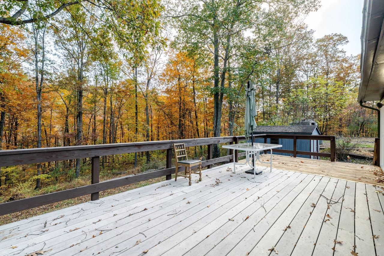 115 RISK RD, NEW MARKET, Virginia 22844, 2 Bedrooms Bedrooms, ,1 BathroomBathrooms,Residential,115 RISK RD,670579 MLS # 670579