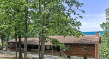 3782 WARDENSVILLE GRADE, WINCHESTER, Virginia 22602, 5 Bedrooms Bedrooms, ,4 BathroomsBathrooms,Residential,For sale,3782 WARDENSVILLE GRADE,VAFV2036412 MLS # VAFV2036412