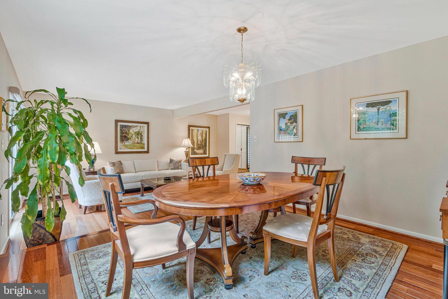 3800 HEMLOCK WAY, FAIRFAX, Virginia 22030, 3 Bedrooms Bedrooms, ,2 BathroomsBathrooms,Residential,For sale,3800 HEMLOCK WAY,VAFC2006880 MLS # VAFC2006880 3800 HEMLOCK WAY, FAIRFAX, Virginia 22030, 3 Bedrooms Bedrooms, ,2 BathroomsBathrooms,Residential,For sale,3800 HEMLOCK WAY,VAFC2006880 MLS # VAFC2006880