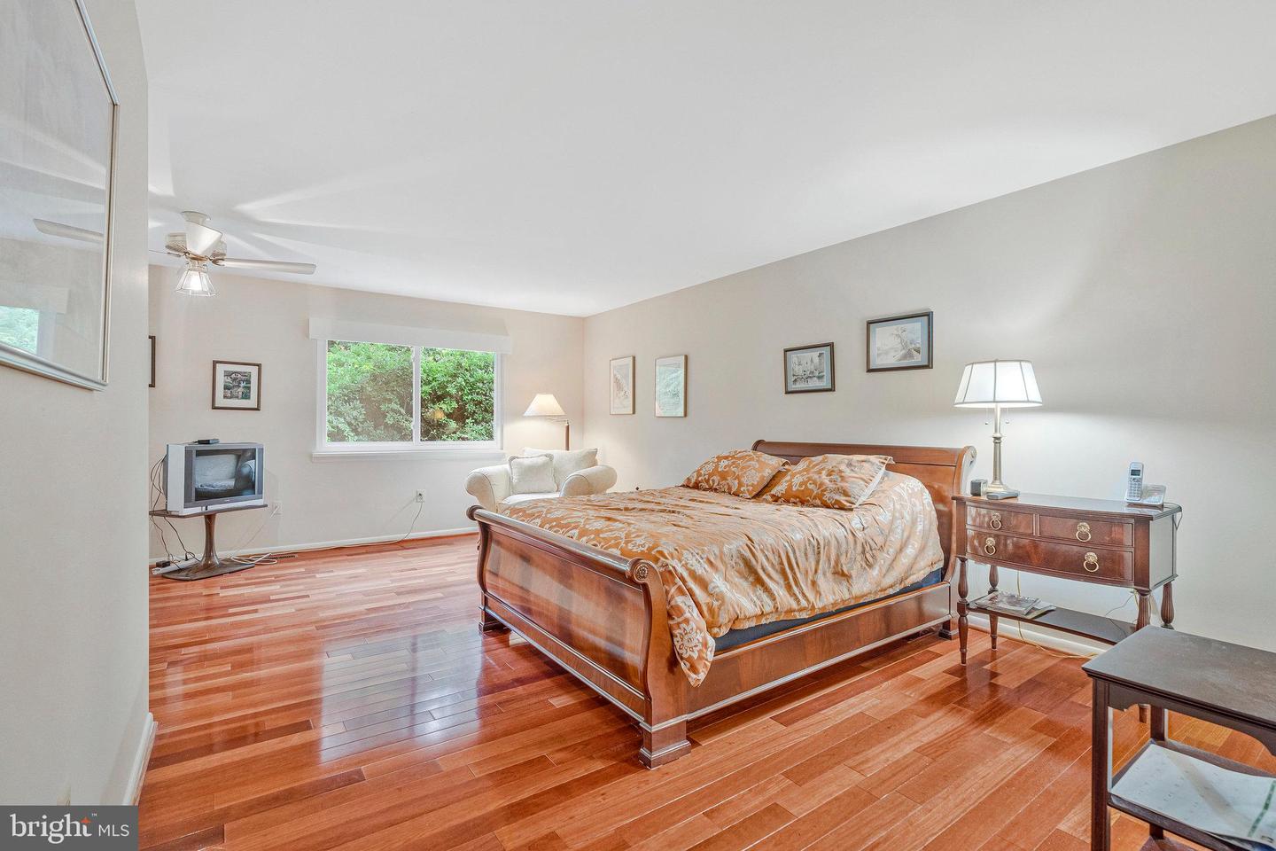 3800 HEMLOCK WAY, FAIRFAX, Virginia 22030, 3 Bedrooms Bedrooms, ,2 BathroomsBathrooms,Residential,For sale,3800 HEMLOCK WAY,VAFC2006880 MLS # VAFC2006880 3800 HEMLOCK WAY, FAIRFAX, Virginia 22030, 3 Bedrooms Bedrooms, ,2 BathroomsBathrooms,Residential,For sale,3800 HEMLOCK WAY,VAFC2006880 MLS # VAFC2006880