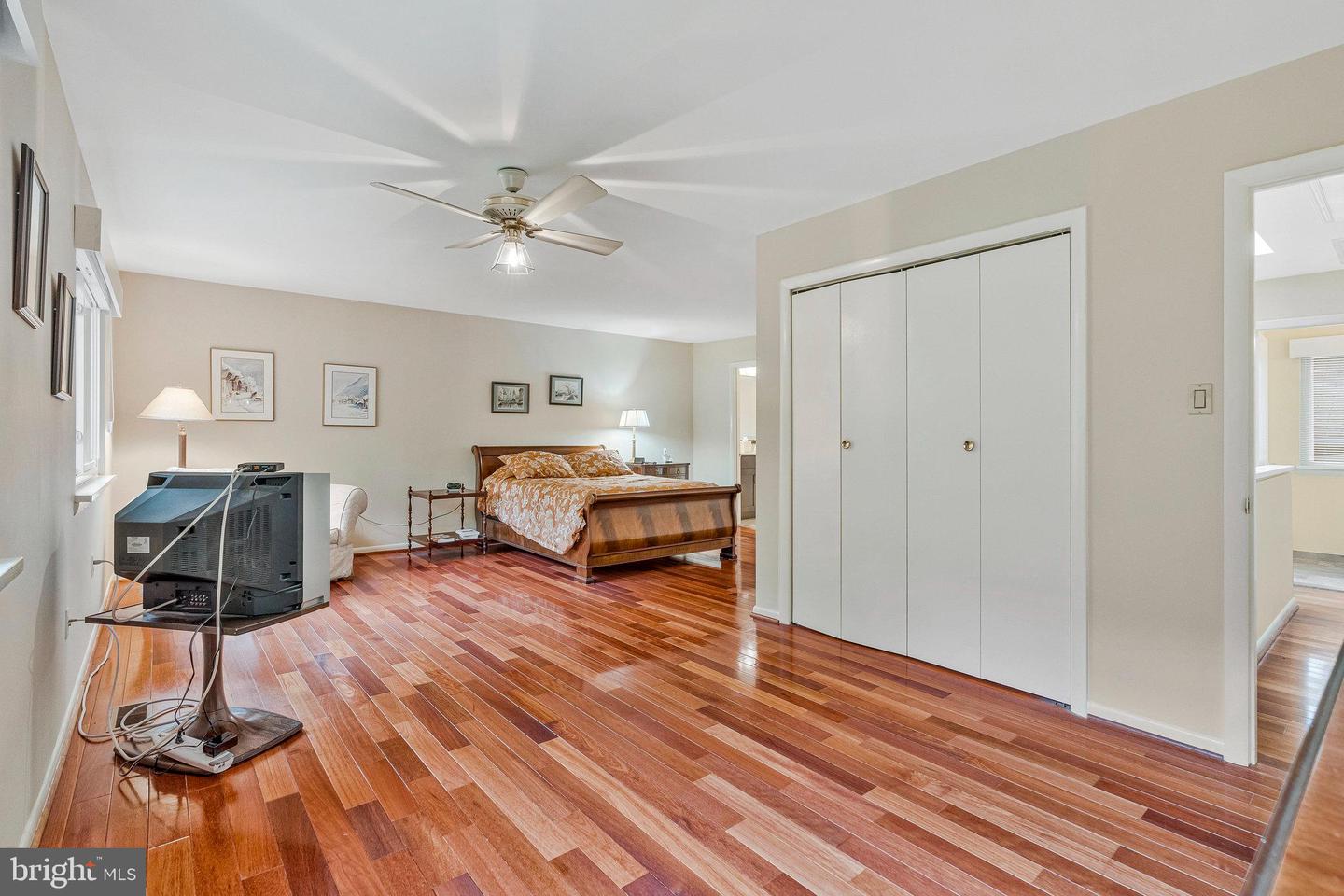 3800 HEMLOCK WAY, FAIRFAX, Virginia 22030, 3 Bedrooms Bedrooms, ,2 BathroomsBathrooms,Residential,For sale,3800 HEMLOCK WAY,VAFC2006880 MLS # VAFC2006880 3800 HEMLOCK WAY, FAIRFAX, Virginia 22030, 3 Bedrooms Bedrooms, ,2 BathroomsBathrooms,Residential,For sale,3800 HEMLOCK WAY,VAFC2006880 MLS # VAFC2006880